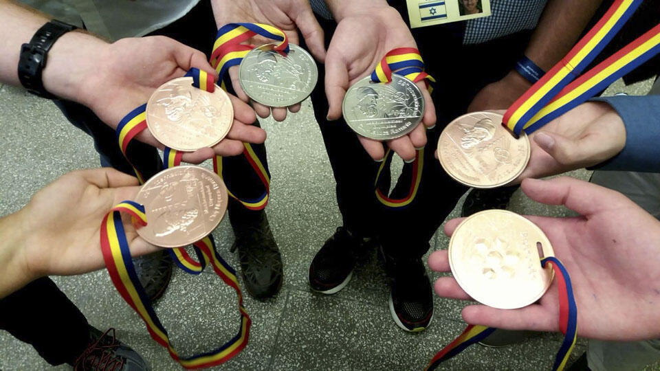 Завоеванные медали. Фото предоставлено Центром ученых будущего (Фото предоставлено Центром ученых будущего) Завоеванные медали. Фото предоставлено Центром ученых будущего