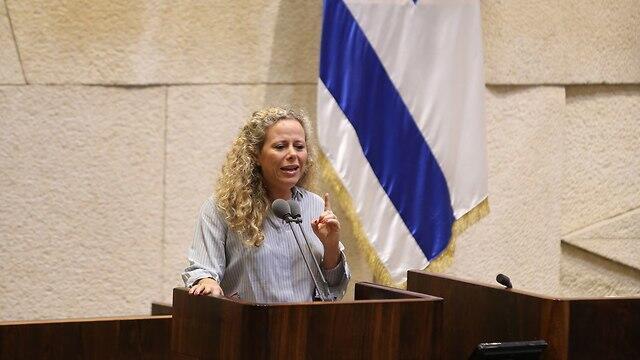 Депутат Нахмиас-Вербин. Фото: Амит Шааби (צילום: עמית שאבי ) Депутат Нахмиас-Вербин. Фото: Амит Шааби