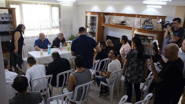 Lieberman meets with Gaza border residents