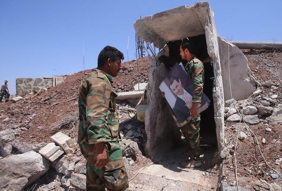 Assad forces near Quneitra