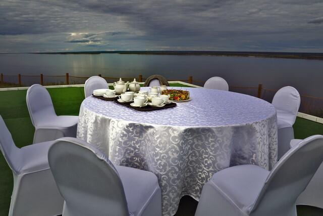 Чаепитие на Лене. Фото: Макс Лурье (Фото: Макс Лурье) Чаепитие на Лене. Фото: Макс Лурье