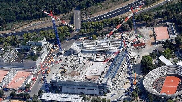 Реконструкция началась. Фото: AFP (צילום: AFP) Реконструкция началась. Фото: AFP