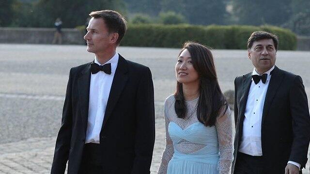 Хант с женой в Китае. Фото: ЕРА (צילום: EPA) Хант с женой в Китае. Фото: ЕРА