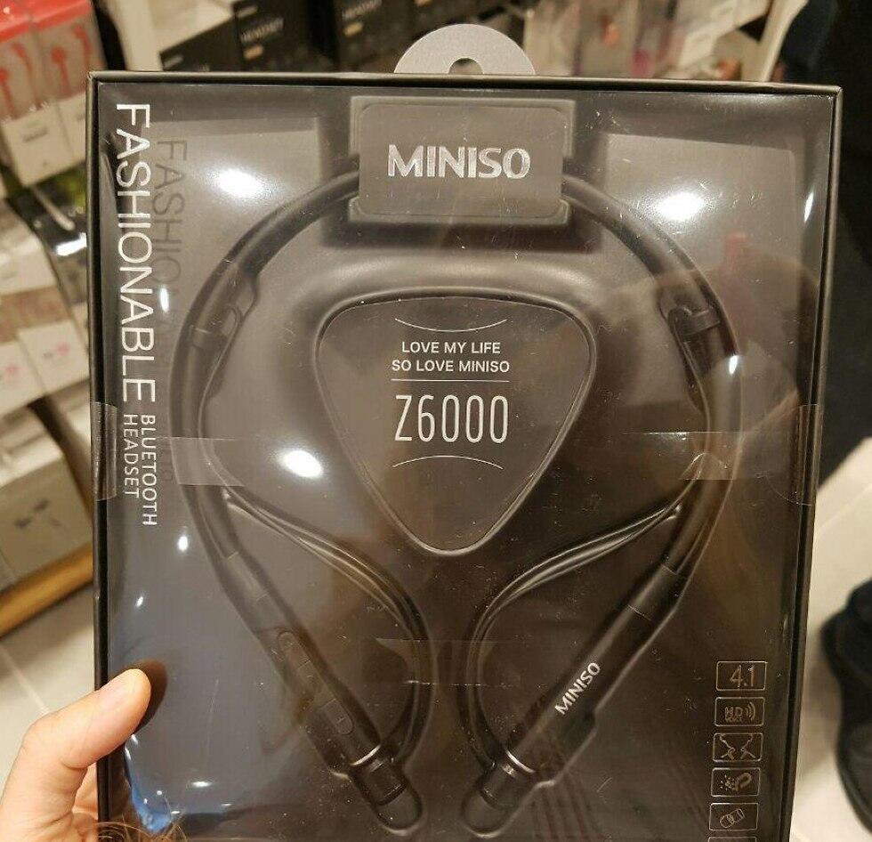 Наушники в Miniso. Фото: Мейрав Кристал