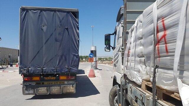 Kerem Shalom border crossing (צילום: חיים הורנשטיין) Kerem Shalom border crossing