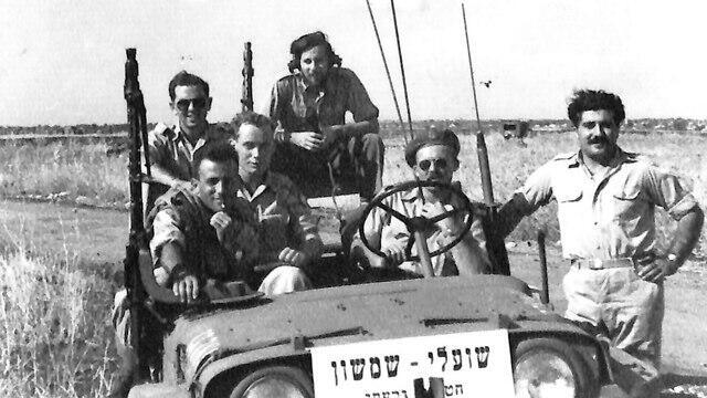 Бойцы "Голани" во время Войны за независимость (באדיבות ארכיון אורי אבנרי, הספרייה הלאומית) Бойцы "Голани" во время Войны за независимость