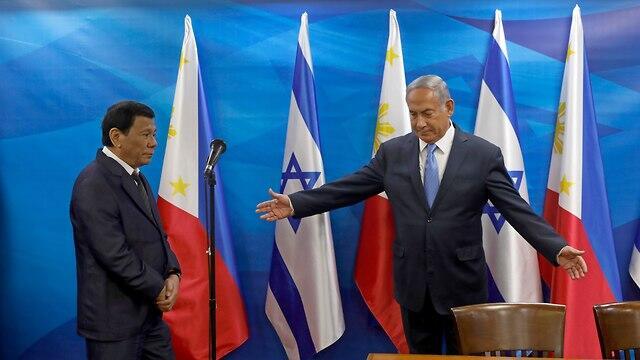 PM Netanyahu and President Rodrigo Duterte (Photo: EPA) PM Netanyahu and President Rodrigo Duterte