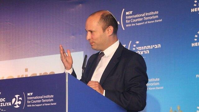 Minister Naftali Bennett