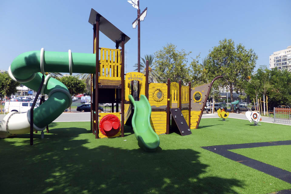 Фото: Леон Левитас