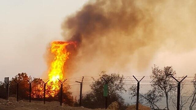 Fire breaks out in Einot Tzukim nature reserve 
