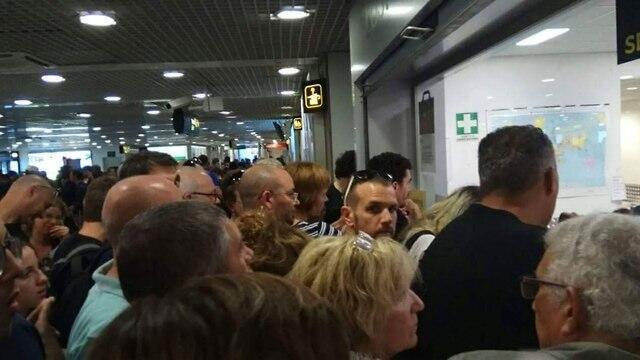 В аэропорту Бен-Гурион