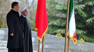 נשיא איראן חסן רוחאני עם נשיא סין שי ג'ינפינג ב 2016 