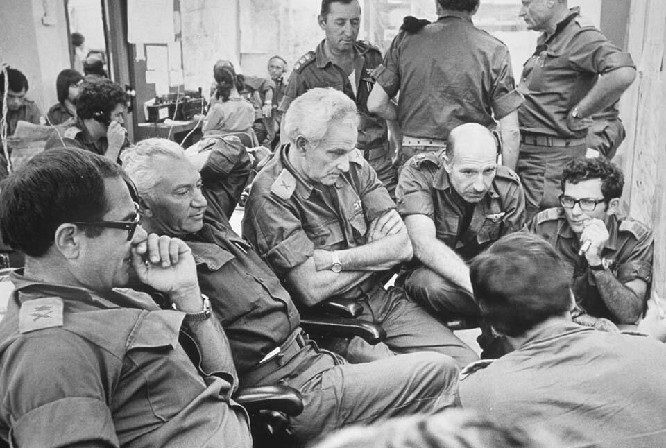 Совещание военных. Фото: Давид Рубингер