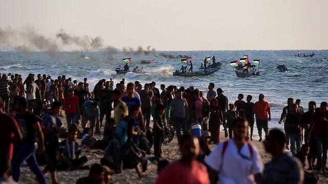 Демонстрация на северном побережье сектора. Фото: AFP (צילום: AFP) Демонстрация на северном побережье сектора. Фото: AFP