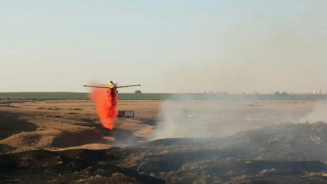 Fire erupts in Nachal Grar