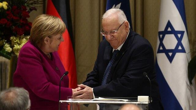 Reuven Rivlin welcomes Angela Merkel to his residence in Jerusalem