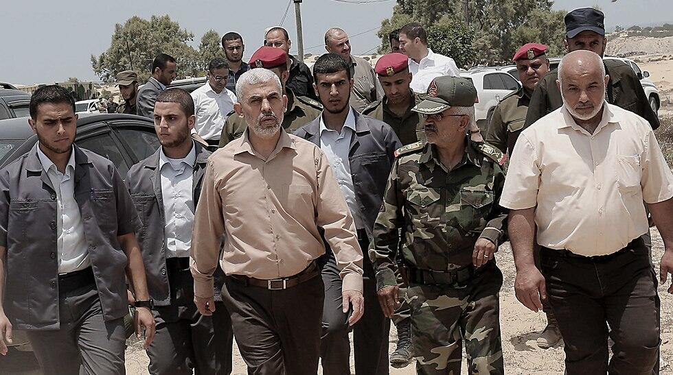 Hamas leader Yahya Sinwar (צילום: EPA) Hamas leader Yahya Sinwar
