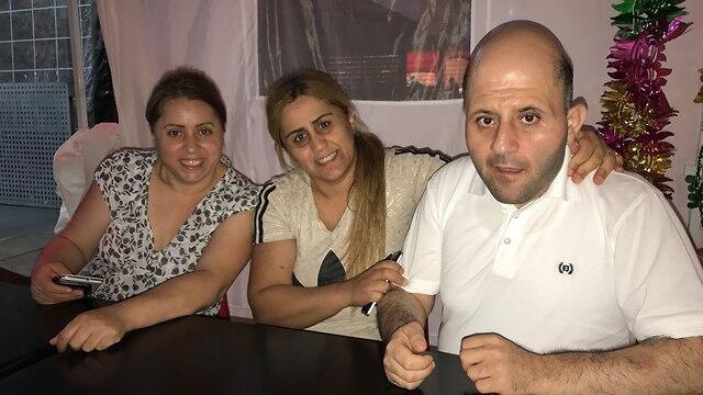 Меир Микаэшвили с сестрами Ханой и Мирьям