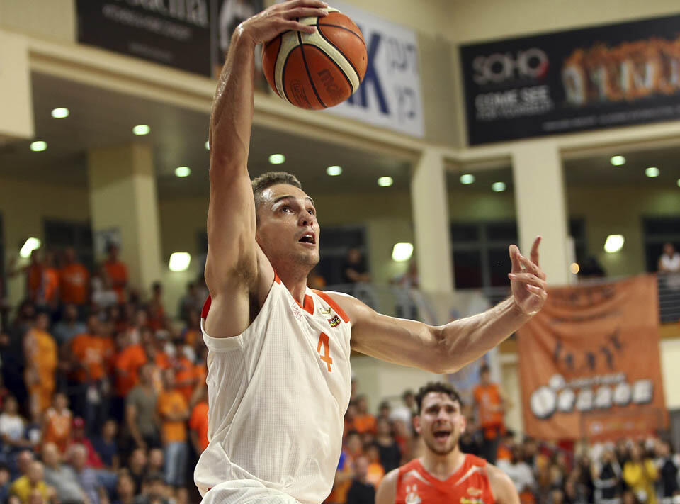 Егор Кулешов. Фото: Уди Цитиат (пресс-служба команды "Маккаби Ришон") (Фото: Уди Цитиат, предоставлено Маккаби Ришон ле Цион) Егор Кулешов. Фото: Уди Цитиат (пресс-служба команды "Маккаби Ришон")