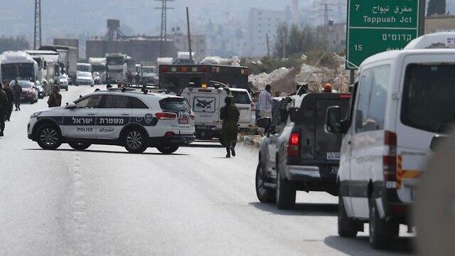 На месте теракта в Самарии. Фото: Шломо Мелет, TPS