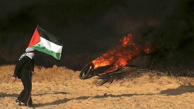 Gaza border riots (צילום: AP) Gaza border riots