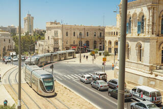 מה קרה למחירי הדירות על תוואי הרכבת הקלה בי-ם?