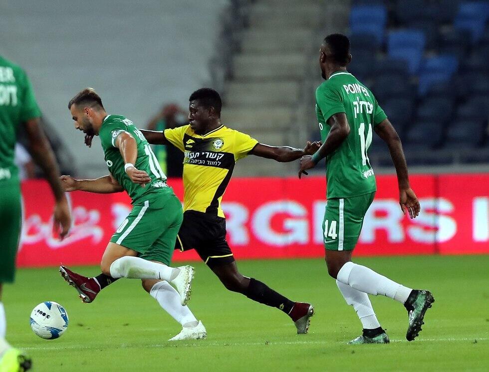 Хайфа против Нетании. Фото: Гиль Нехуштан (צילום: גיל נחושתן) Хайфа против Нетании. Фото: Гиль Нехуштан