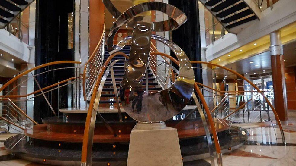   Regent Seven Seas Voyager. Фото: Ярон Шарон 