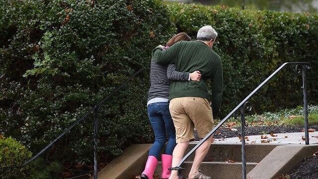 Выжившие. Фото: AFP