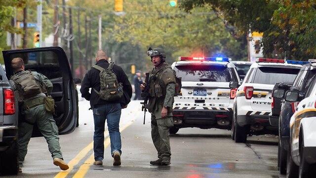 Полицейские возле синагоги. Фото: АFP