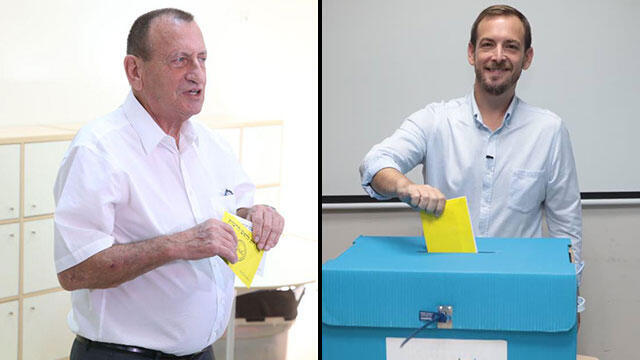 Incumbent Tel Aviv Ron Huldai and Deputy Mayor Asaf Zamir, who is running against his boss, vote (צילופ: מוטי קמחי, טל שחר) Incumbent Tel Aviv Ron Huldai and Deputy Mayor Asaf Zamir, who is running against his boss, vote