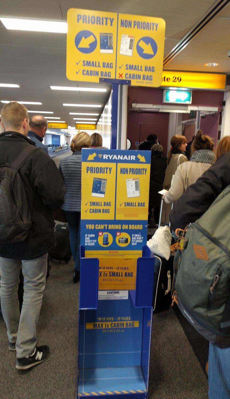   Priority и базовая категория: две очереди на посадку