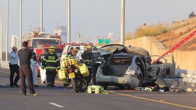 Scene of assasination on Coastal Highway (צילום: דנה קופל) Scene of assasination on Coastal Highway