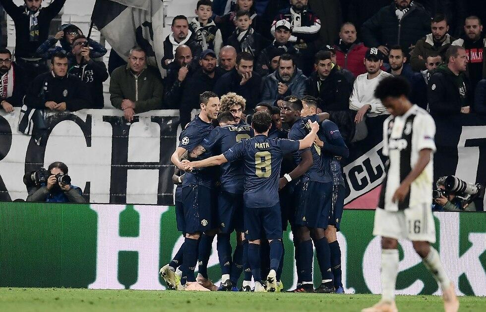 "Манчестер" празднует победу. Фото: AFP (צילום: AFP) "Манчестер" празднует победу. Фото: AFP