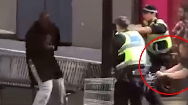 С тележкой на террориста. Мельбурн, 9 ноябряnullnull С тележкой на террориста. Мельбурн, 9 ноября