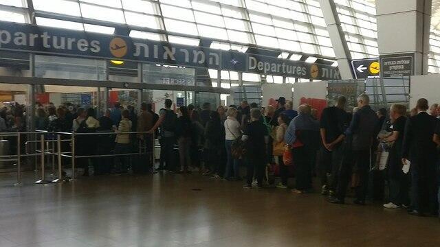 Огромные очереди в Бен-Гурионе