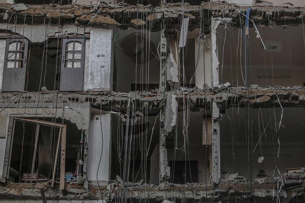 IAF destroys building in Gaza