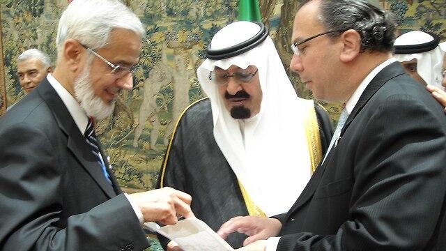 Rabbi Marc Schneier with the late King Abdullah of Saudi Arabia (באדיבות הרב מארק שנייר ) Rabbi Marc Schneier with the late King Abdullah of Saudi Arabia
