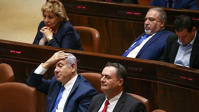 Yisrael Katz, Benjamin Netanyahu, Avigdor Lieberman and Ayman Odeh during Knesset session (צילום: אוהד צויגנברג) Yisrael Katz, Benjamin Netanyahu, Avigdor Lieberman and Ayman Odeh during Knesset session