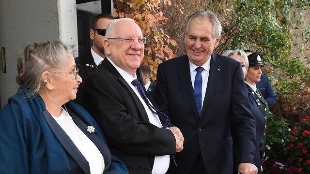 Израильская президентская чета принимает президента Чехии в Иерусалиме. Фото: Марк Найман/ЛААМ