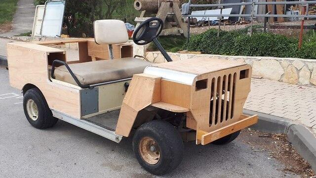 Деревянный джип, который построил Дани Таль