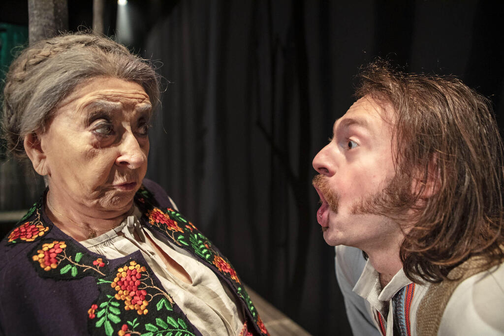 Лия Кениг в роли старой казачки. Фото: Жерар Алон (Фото: пресс-служба) Лия Кениг в роли старой казачки. Фото: Жерар Алон