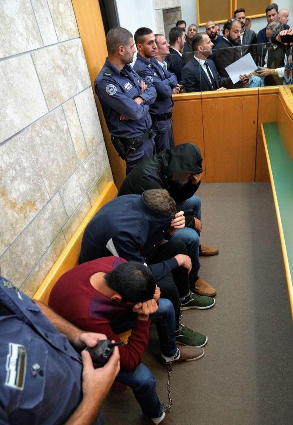 Подозреваемые в суде Нацерета. Фото: Эфи Шaрир