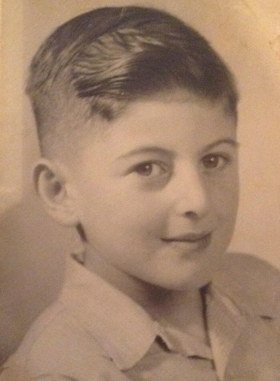 Salo Muller as a childnullnull Salo Muller as a child