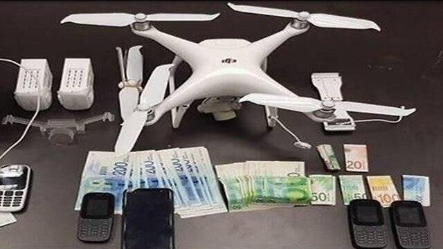 Мультикоптер, изъятый у преступников, переправлявших в израильскую тюрьму деньги и мобильные телефоны. Фото: ШАБАС