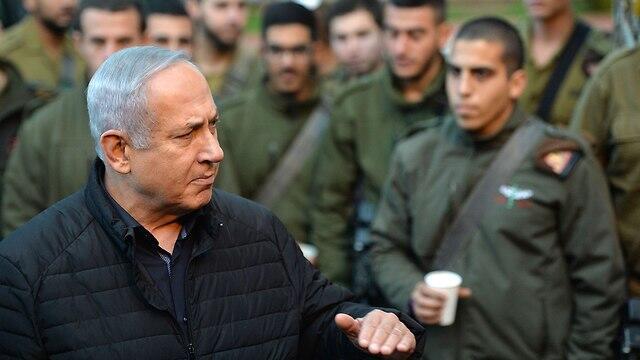 Премьер-министр Биньямин Нетаниягу на встрече с бойцами Северного военного округа. Фото: Коби Гидеон, ЛААМ