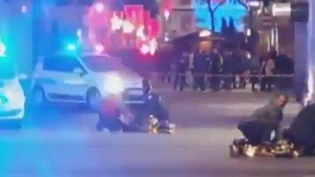 Стрельба на рождественской ярмарке