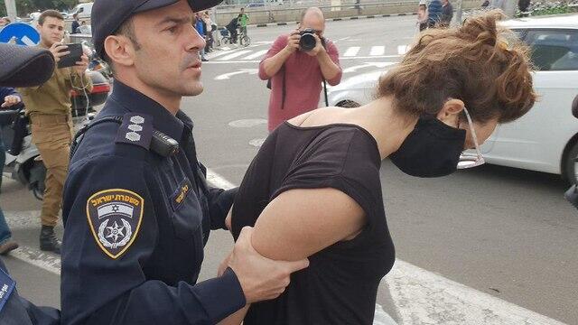 Женский протестnullnull Женский протест