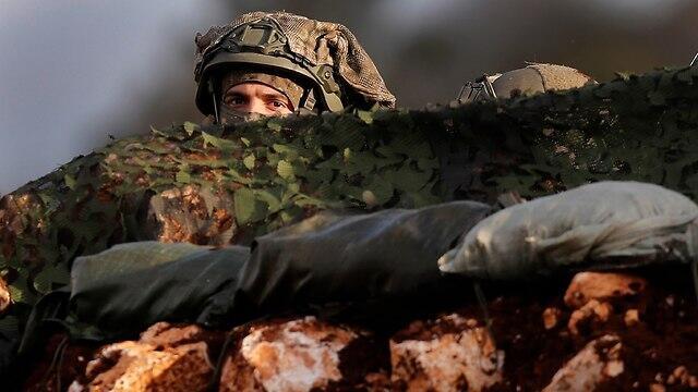 IDF soldiers on Israel-Lebanon border (Photo: AP) IDF soldiers on Israel-Lebanon border