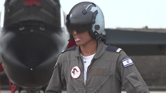 Lt. Y.